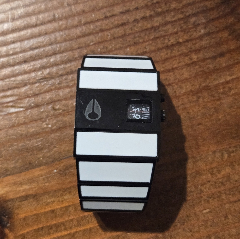 Nixon Rotolo Watch, Black And White